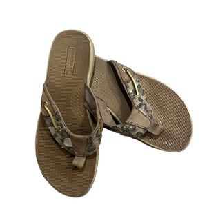 Sperry Sandal Flip Flop Leopard 6.5